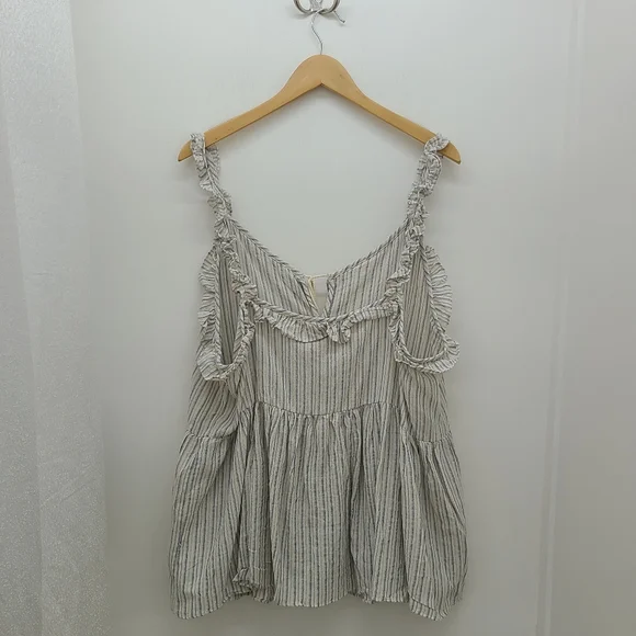 Stripe Ruffle Tank - XL - Picture 6 of 7